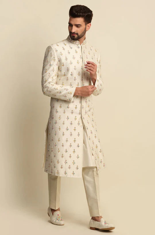 Choosing the Perfect Designer Sherwani for Your Wedding Day.