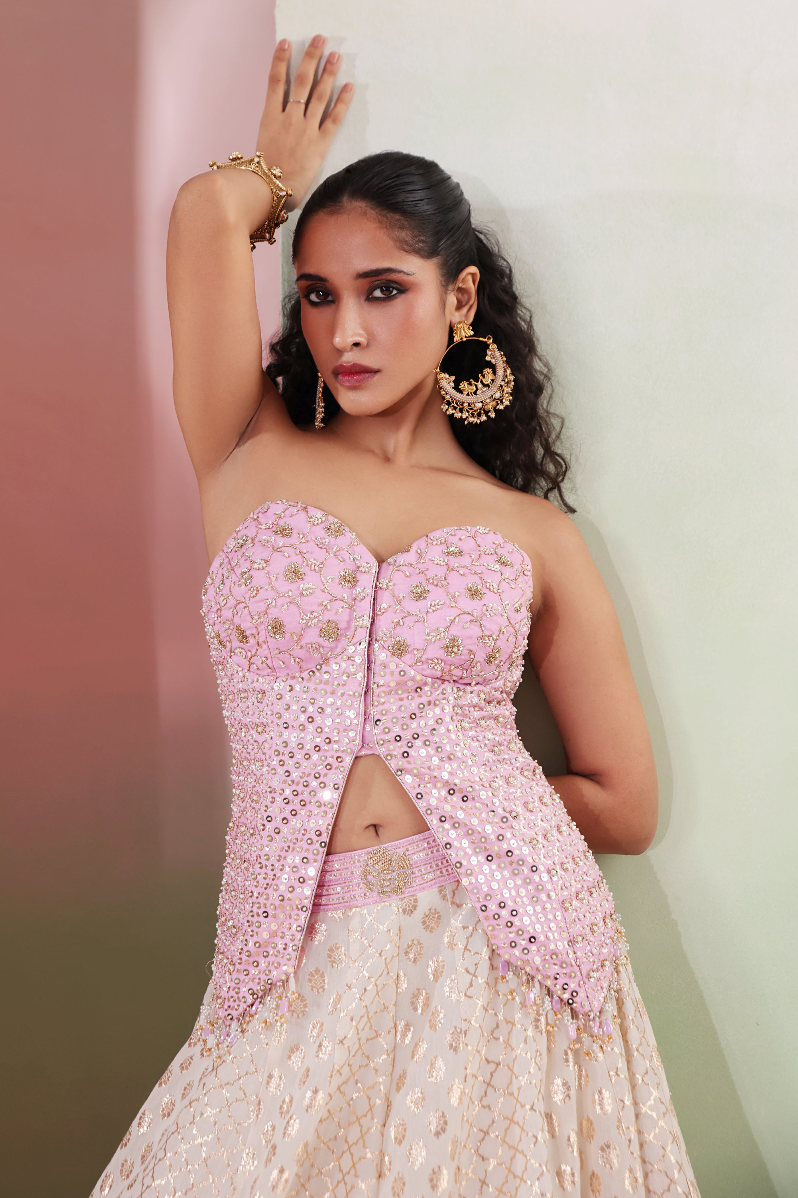 Nazm Lehenga Set