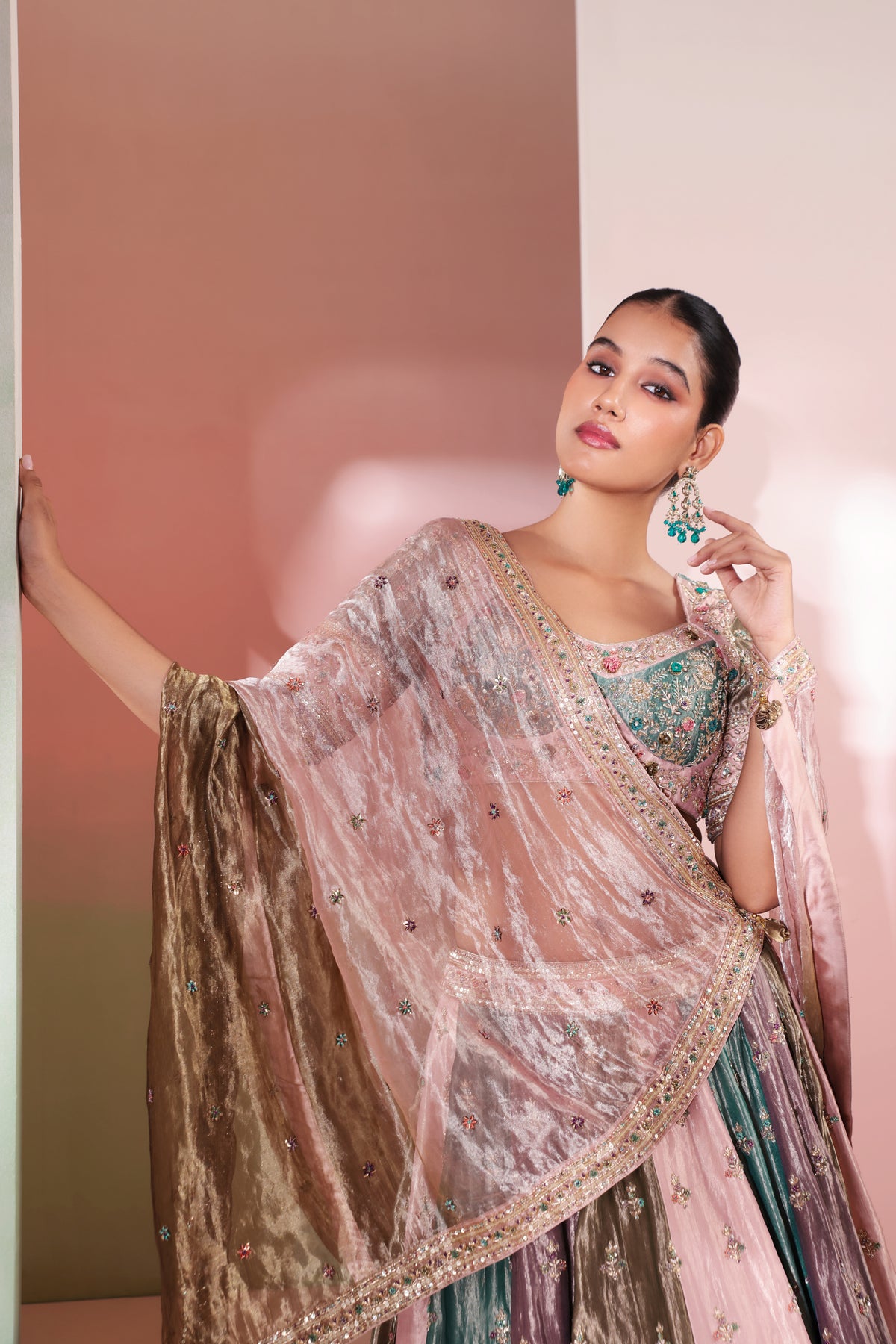 INNAYA  LEHENGA   SET