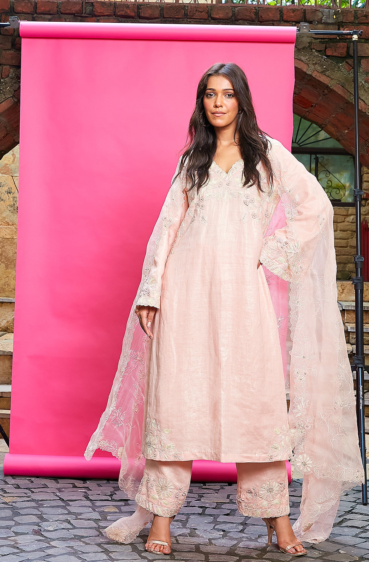 PEACH COTTON LINEN EMBROIDERED KURTA SET