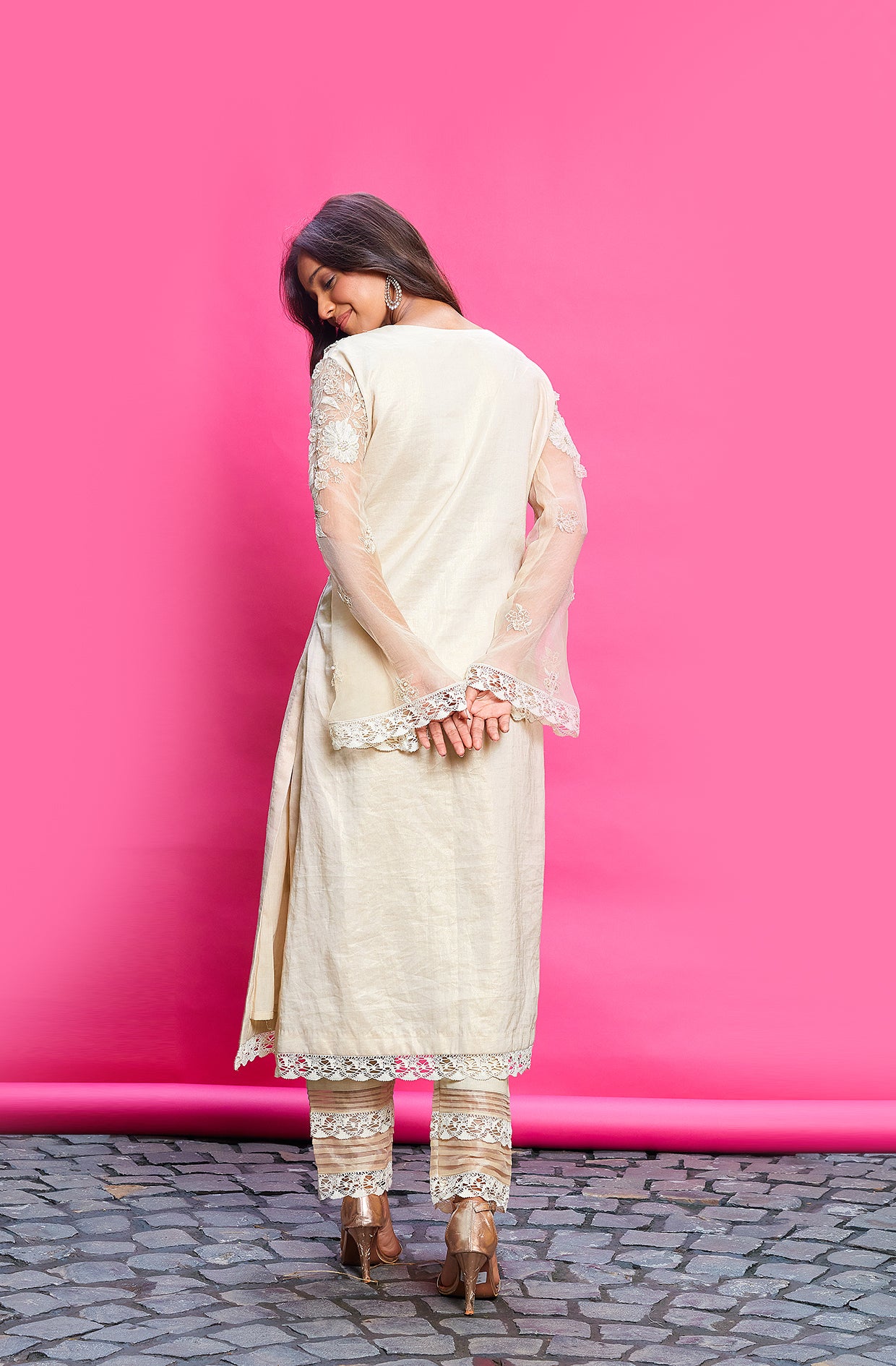 BEIGE COTTON LINEN EMBROIDERED KURTA SET