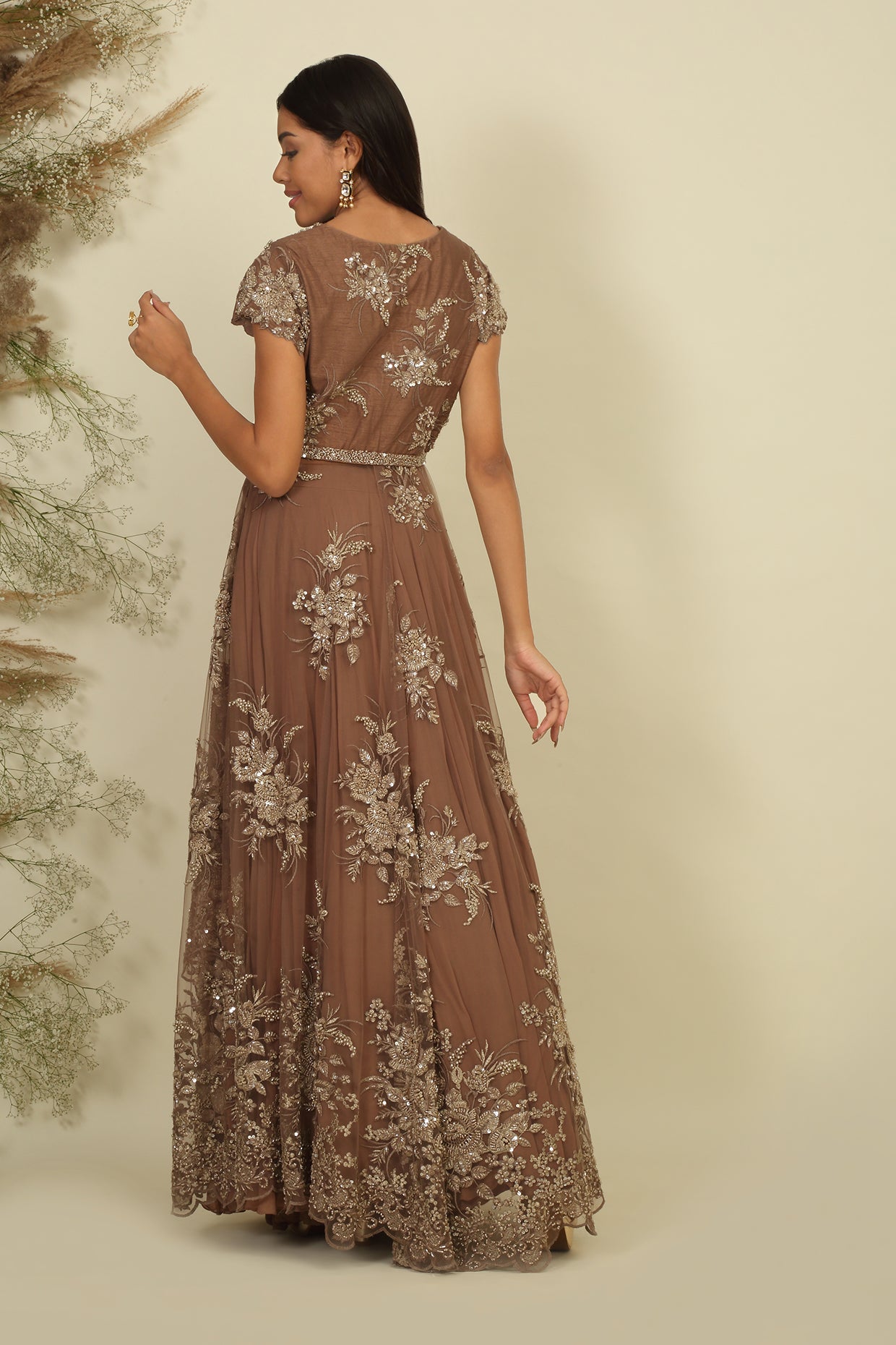 Whimsical Symphony : The Flowy Elegance Ensemble