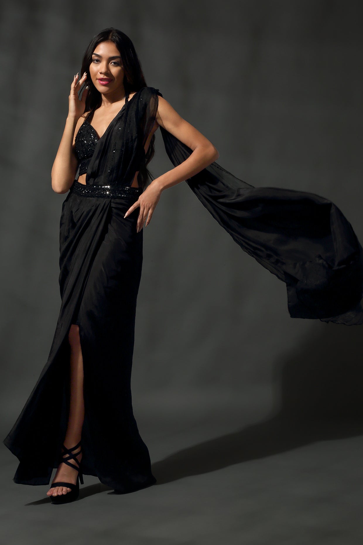 BLACK PRE STITCHED DRAPE SAREE