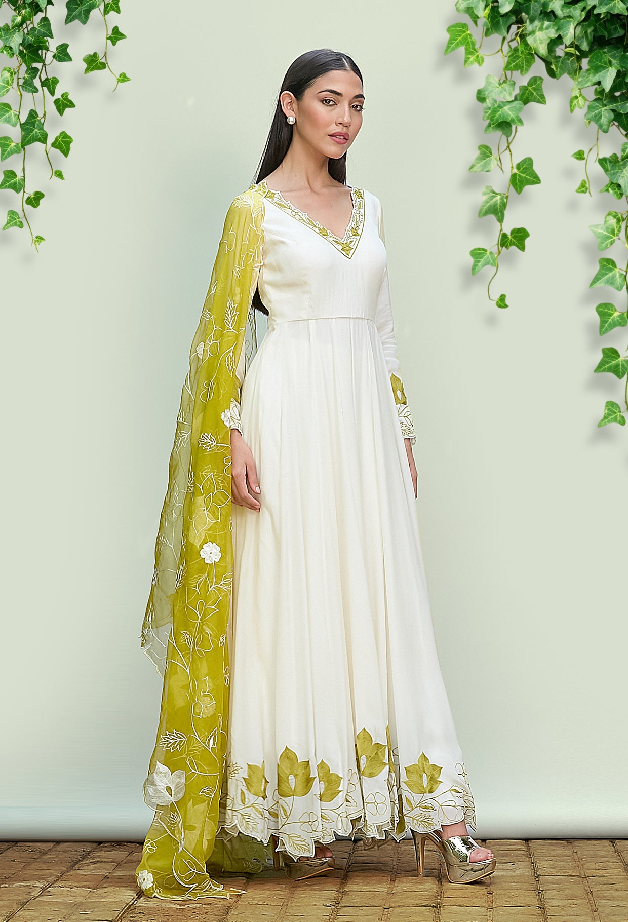 Ivory Crepe Anarkali Set