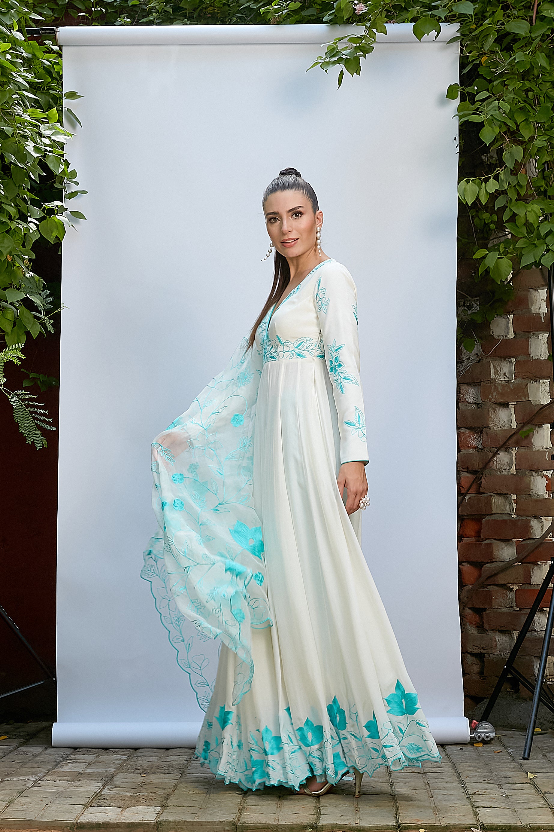 White Crepe Anarkali Set